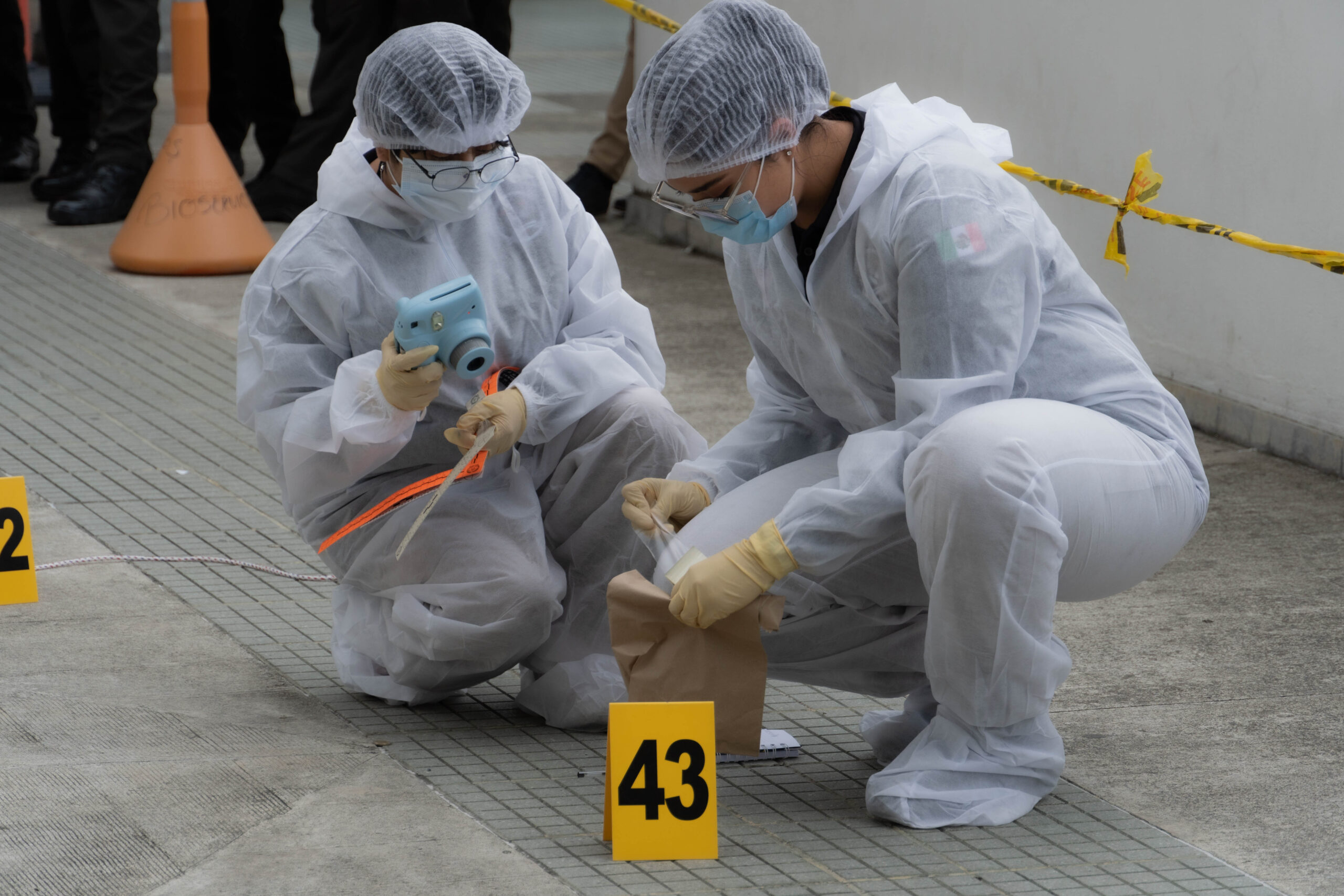 [Procesamiento de la Escena del Crimen]