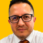 Dr. Luis Flores